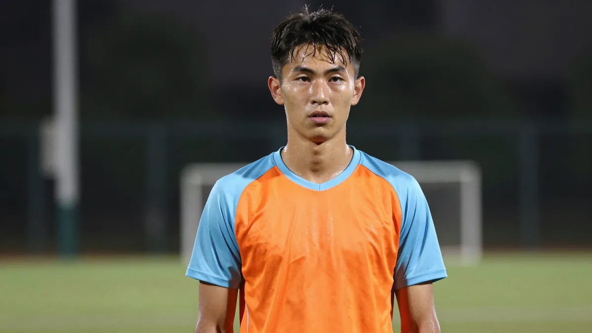 Luton Town Re-Signs Winger Emilio Lawrence on Loan