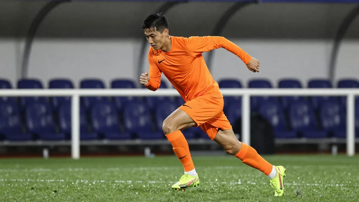 Luton Town forwards Callum Marshall and Jamie Donley have been selected for Northern Ireland's 28-man squad for four...