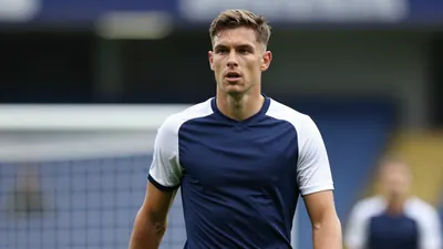 Luton Town's Jerry Yates Omission Sparks Transfer Interest